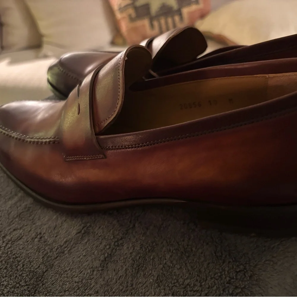 Magnanni Rich Brown‎ Leather Slip-On Loafers - Picture 9 of 12